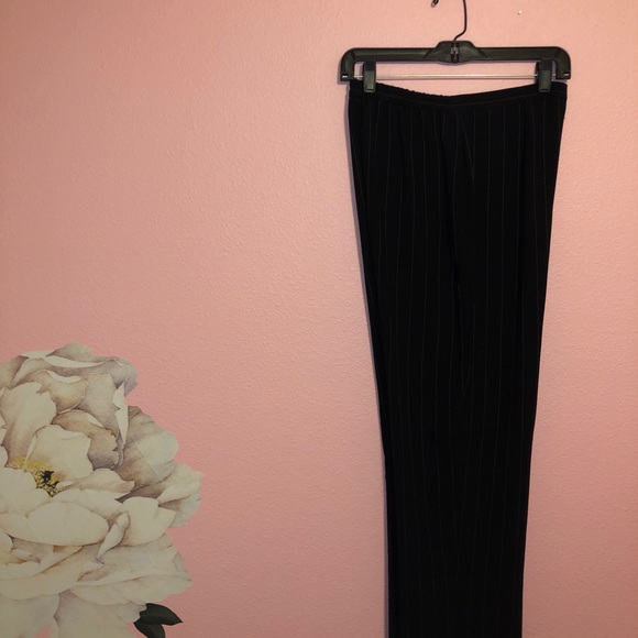 2 piece Suit Set - Picture 3 of 8